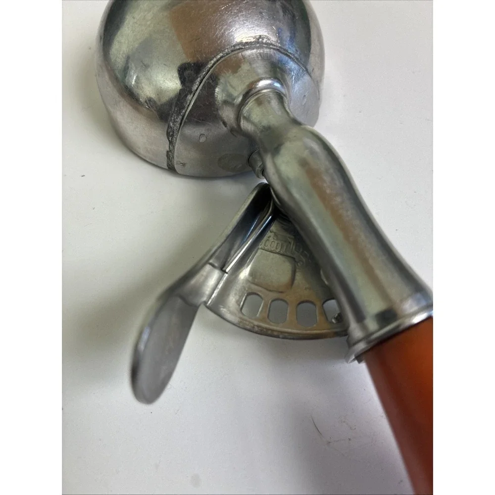 Shore Craft Ice Cream Scoop Batter Stainless Steel Bakelite 2 2/3oz  #12 Vintage